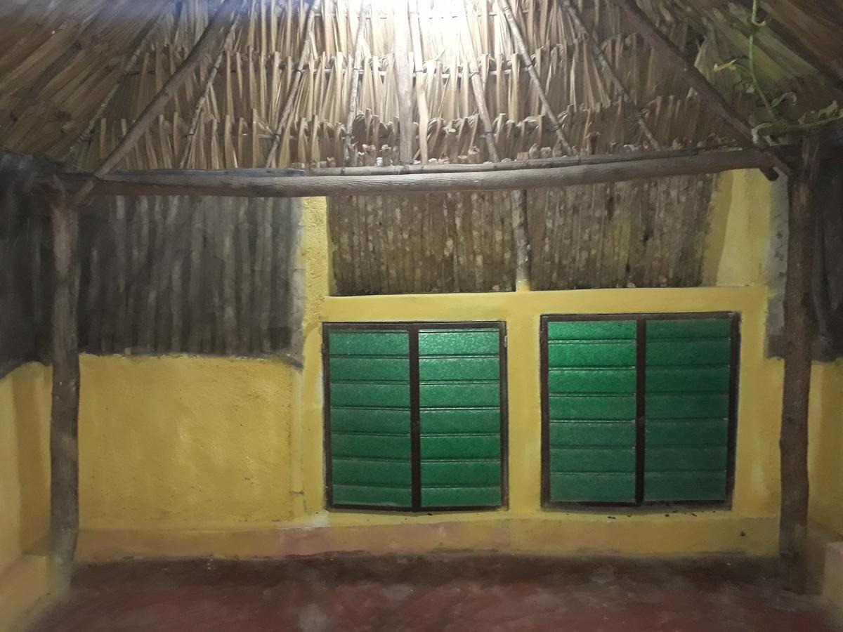 El Chac Mool Santa Elena Ngoại thất bức ảnh