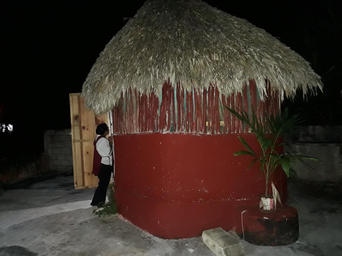 El Chac Mool Santa Elena Ngoại thất bức ảnh